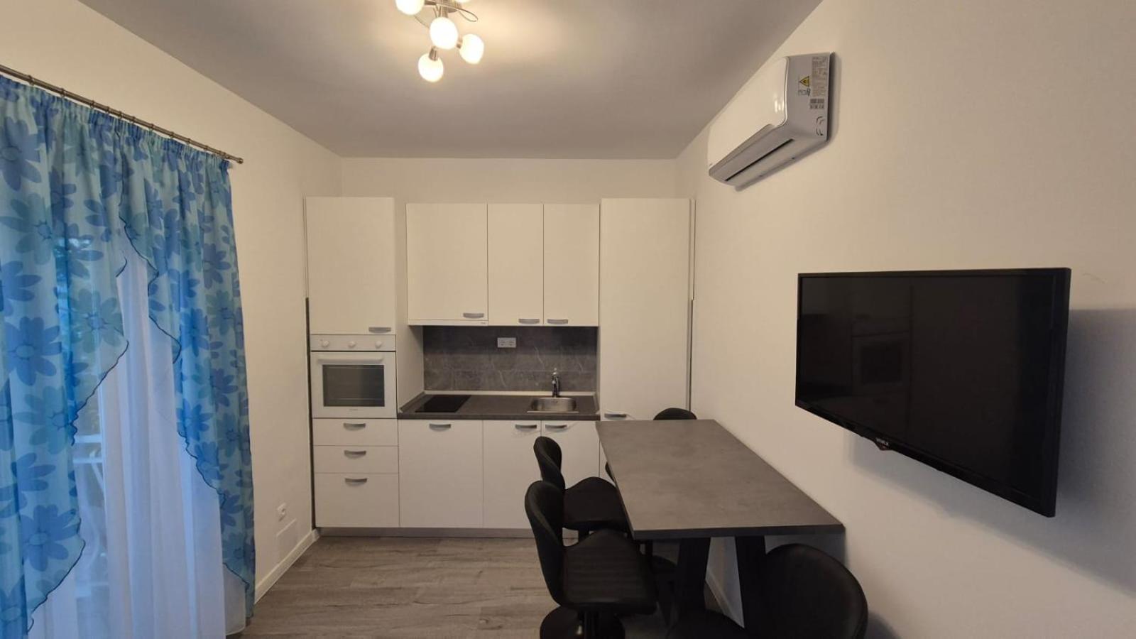 Apartments Sea Star Kastela Dış mekan fotoğraf