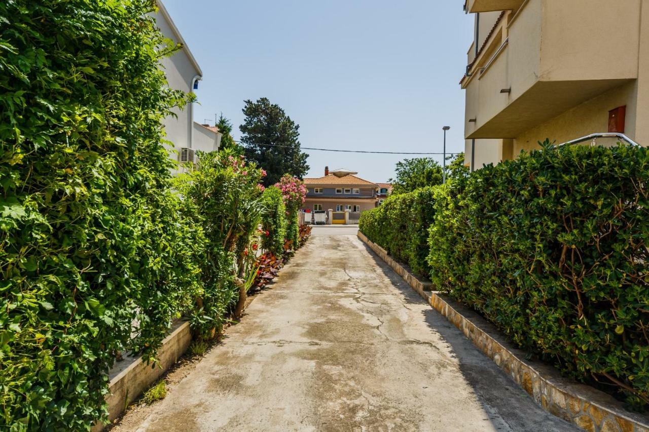 Apartments Sea Star Kastela Dış mekan fotoğraf