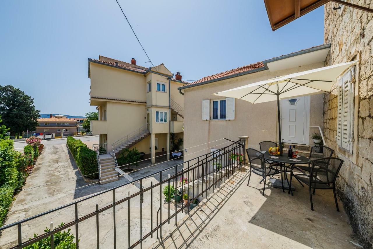 Apartments Sea Star Kastela Dış mekan fotoğraf