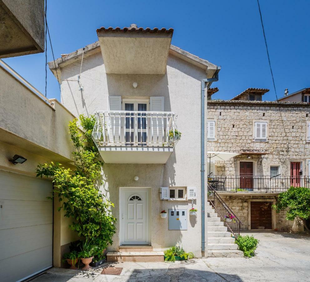 Apartments Sea Star Kastela Dış mekan fotoğraf