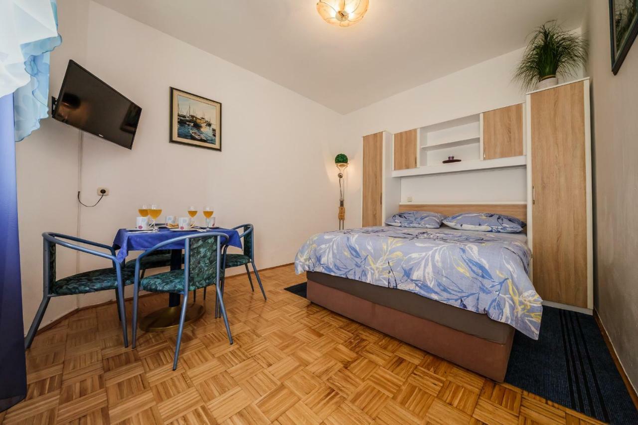 Apartments Sea Star Kastela Dış mekan fotoğraf