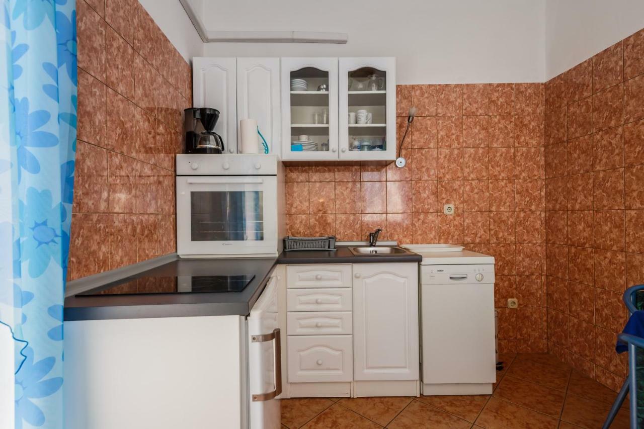 Apartments Sea Star Kastela Dış mekan fotoğraf